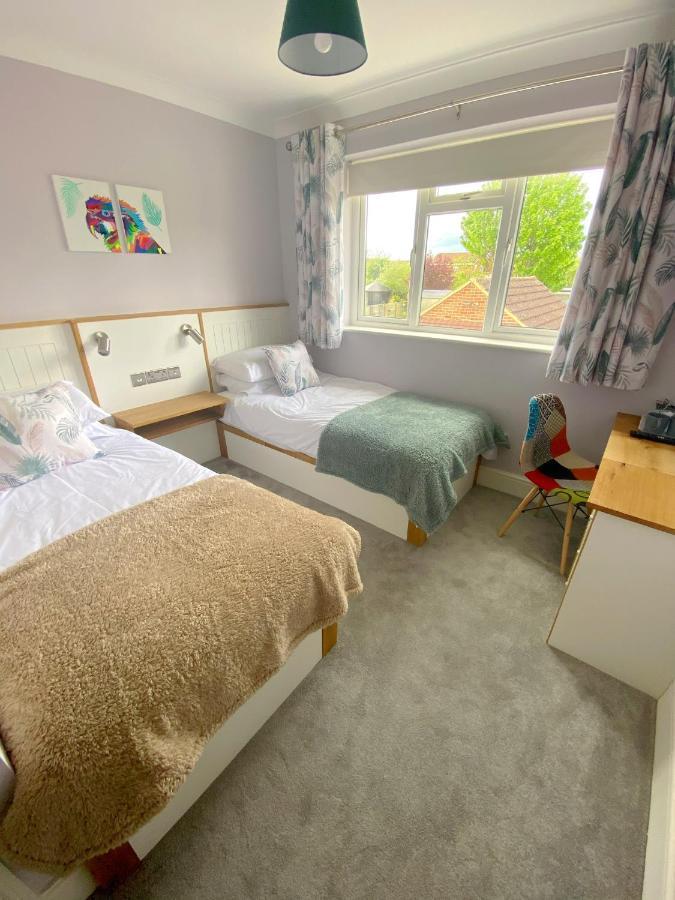 Orchard House Bed and Breakfast Swindon Exteriör bild
